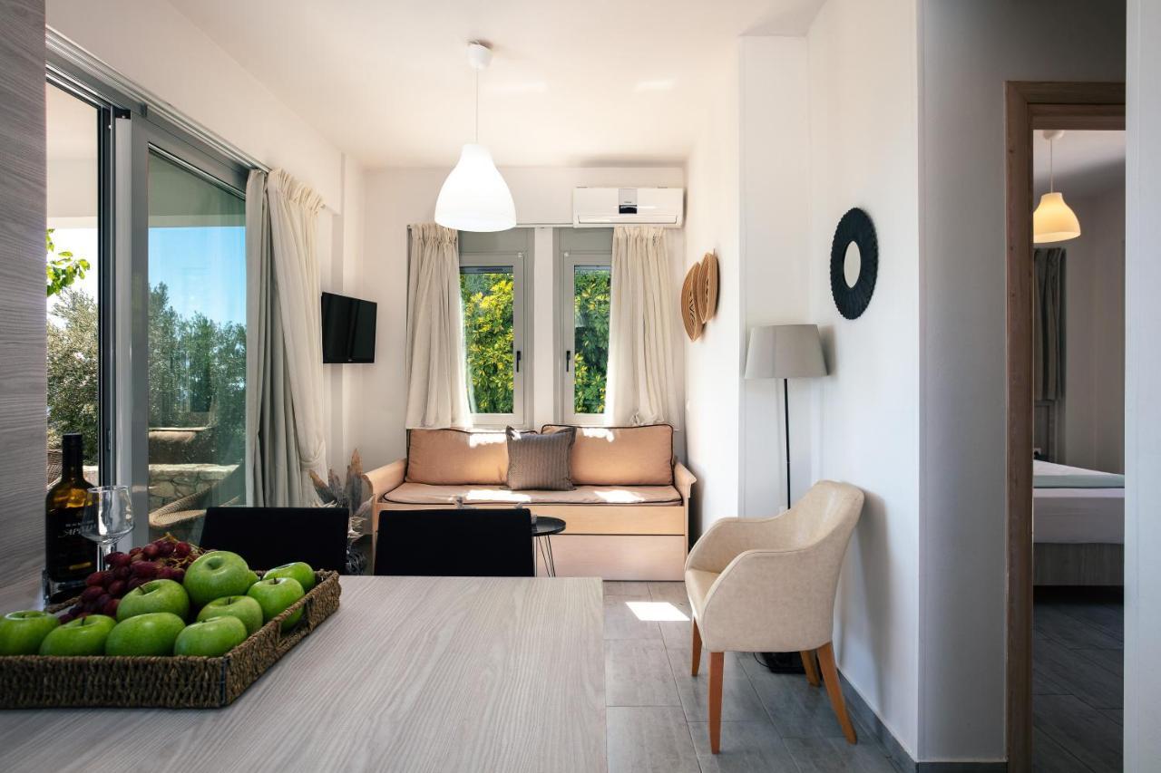 Evgoro Luxury Suites أغيا غاليني المظهر الخارجي الصورة