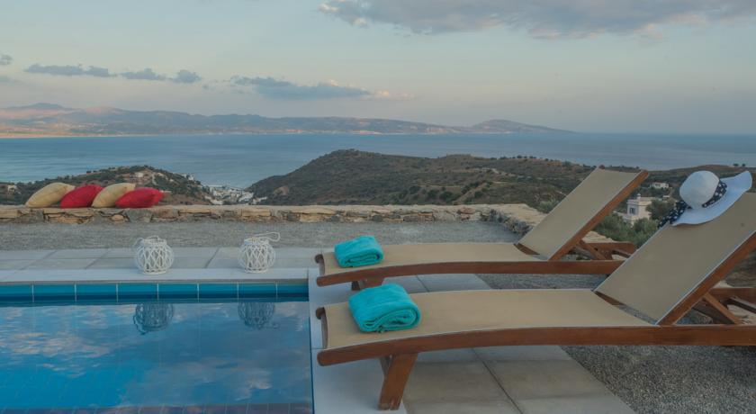 Evgoro Luxury Suites أغيا غاليني الغرفة الصورة